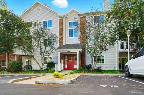 220 Carrington Pl, Loveland, OH 45140