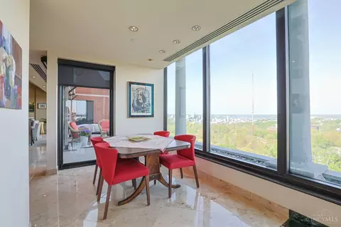 Dining - 2121 Alpine Pl, Cincinnati, OH 45206 photo 5 of 7