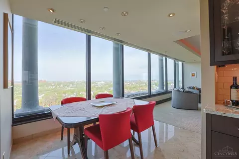 Dining - 2121 Alpine Pl, Cincinnati, OH 45206 photo 6 of 7