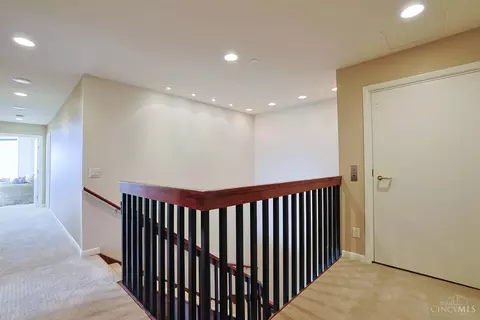 Entry Way - 2121 Alpine Pl, Cincinnati, OH 45206 photo 5 of 7