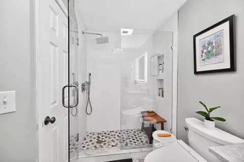 Bath - 4027 Fieldsedge Dr, Mason, OH 45040 photo 2 of 4