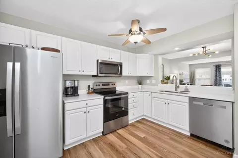 Kitchen - 4027 Fieldsedge Dr, Mason, OH 45040 photo 2 of 3