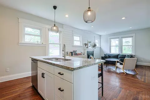 Kitchen - 4340 Normandy Ave, Cincinnati, OH 45227 photo 4 of 5