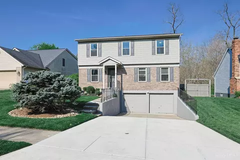 8731 Beckys Ridge Dr, Colerain Twp, OH 45251
