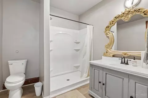 Bath - 3601 Hillside Ave, Cincinnati, OH 45204 photo 2 of 2