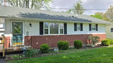 7392 Fairground Rd, Blanchester, OH 45107