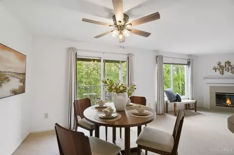 Dining - 720 Castlegate Ln, Cincinnati, OH 45231 photo 2 of 3