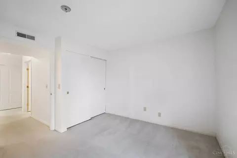 Bedroom - 720 Castlegate Ln, Cincinnati, OH 45231 photo 7 of 7