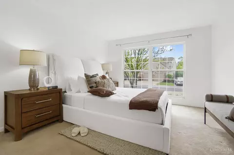 Bedroom - 720 Castlegate Ln, Cincinnati, OH 45231 photo 4 of 7
