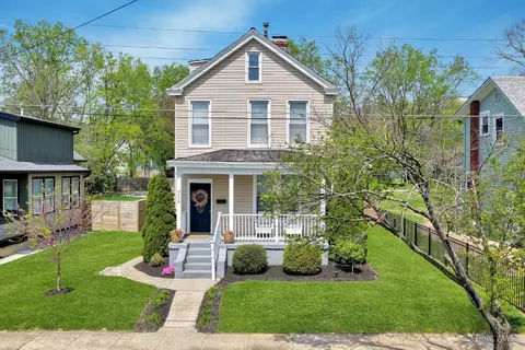 6228 Desmond St, Cincinnati, OH 45227