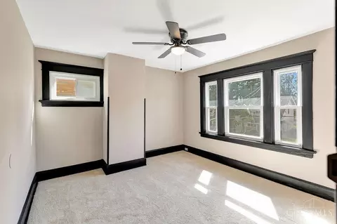 Bedroom - 2000 Hewitt Ave, Cincinnati, OH 45207 photo 1 of 4