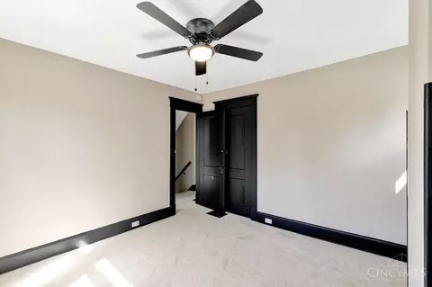 Bedroom - 2000 Hewitt Ave, Cincinnati, OH 45207 photo 2 of 4