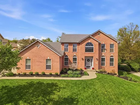 5294 Senour Dr, West Chester, OH 45069