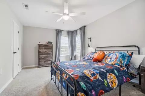 Bedroom - 3226 Shadow Ridge Ct, Morrow, OH 45152 photo 6 of 10