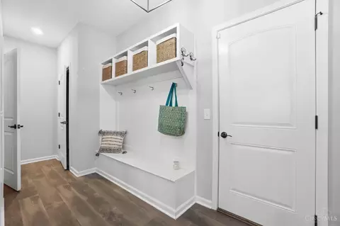 Entry Way - 3226 Shadow Ridge Ct, Morrow, OH 45152 photo 7 of 10