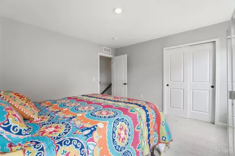 Bedroom - 3226 Shadow Ridge Ct, Morrow, OH 45152 photo 5 of 10