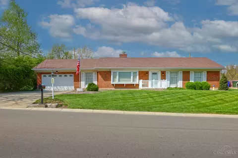 608 Glenway Dr, Hamilton, OH 45013