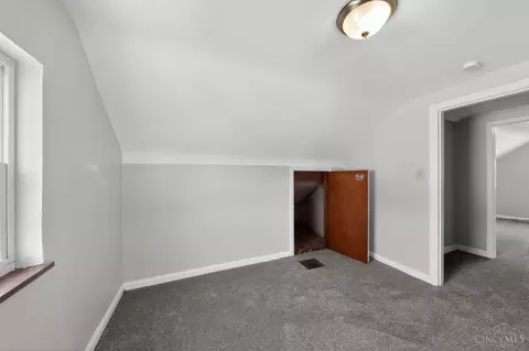 Bedroom - 6924 Clovernook Ave, Cincinnati, OH 45231 photo 6 of 6