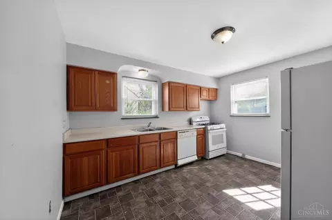 Kitchen - 6924 Clovernook Ave, Cincinnati, OH 45231 photo 1 of 3