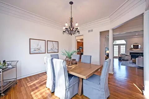 Dining - 6897 Fox Hill Ln, Cincinnati, OH 45236 photo 2 of 7