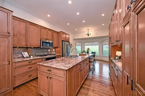 Kitchen - 6897 Fox Hill Ln, Cincinnati, OH 45236 photo 1 of 7