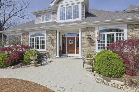 7710 Indian Hill Rd, Cincinnati, OH 45243