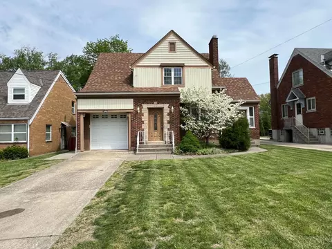4166 Janward Dr, Cheviot, OH 45211