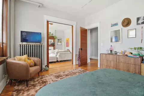 Bedroom - 1801 Chase Ave, Cincinnati, OH 45223 photo 3 of 6