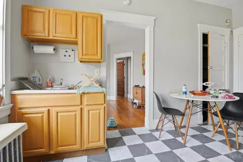 Kitchen - 1801 Chase Ave, Cincinnati, OH 45223 photo 4 of 4