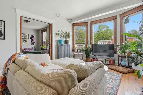 Living - 1801 Chase Ave, Cincinnati, OH 45223 photo 3 of 4
