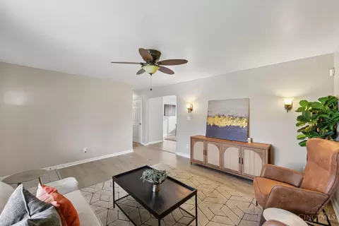 Living - 712 Danbury Rd, Forest Park, OH 45240 photo 4 of 4