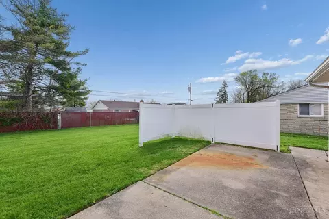 Exterior - 712 Danbury Rd, Forest Park, OH 45240 photo 3 of 6