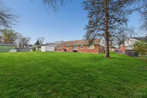 Exterior - 712 Danbury Rd, Forest Park, OH 45240 photo 4 of 6