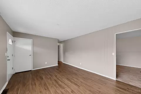 Living - 1990 Bluehill Dr, Cincinnati, OH 45240 photo 4 of 4