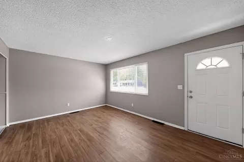 Living - 1990 Bluehill Dr, Cincinnati, OH 45240 photo 1 of 4