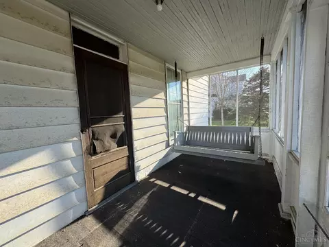 Exterior - 405 Main St, Blanchester, OH 45107 photo 5 of 6