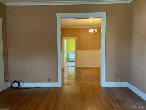 Living - 405 Main St, Blanchester, OH 45107 photo 2 of 4