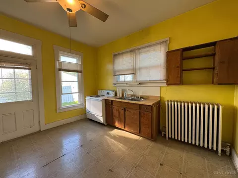 Kitchen - 405 Main St, Blanchester, OH 45107 photo 3 of 3