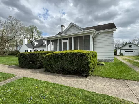 Exterior - 405 Main St, Blanchester, OH 45107 photo 3 of 6
