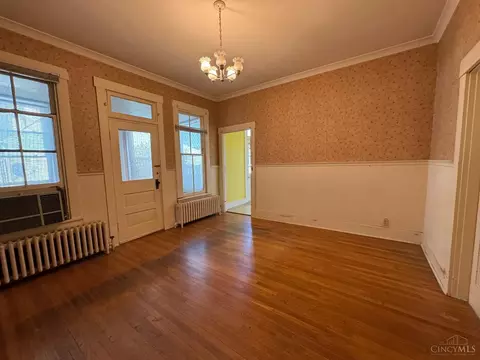Living - 405 Main St, Blanchester, OH 45107 photo 3 of 4