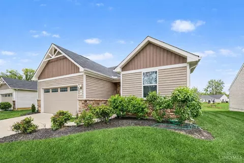 Exterior - 8 Platform St, Amelia, OH 45102 photo 2 of 3