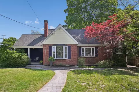 5094 Eastwood Cir, Cincinnati, OH 45227