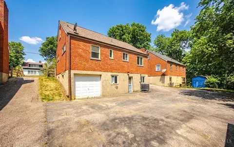 Exterior - 5306 Fox Rd, Cincinnati, OH 45239 photo 2 of 5