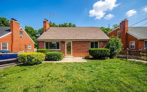 Exterior - 5306 Fox Rd, Cincinnati, OH 45239 photo 4 of 5