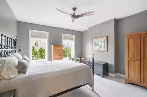 Bedroom - 426 Twelfth St, Cincinnati, OH 45202 photo 1 of 5