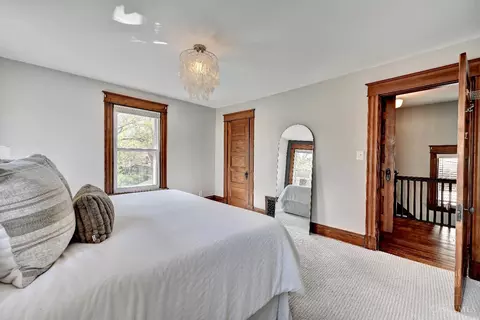 Bedroom - 2853 Markbreit Ave, Cincinnati, OH 45209 photo 4 of 7