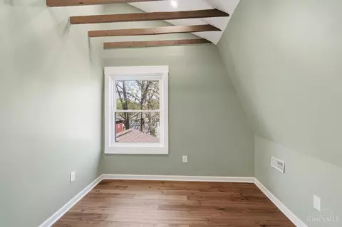 Bedroom - 3352 Bevis Ave, Cincinnati, OH 45207 photo 5 of 7