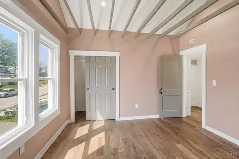 Bedroom - 3352 Bevis Ave, Cincinnati, OH 45207 photo 1 of 7