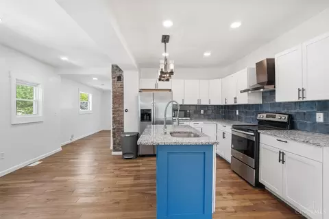 Kitchen - 3352 Bevis Ave, Cincinnati, OH 45207 photo 1 of 4