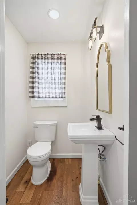 Bath - 3352 Bevis Ave, Cincinnati, OH 45207 photo 1 of 5